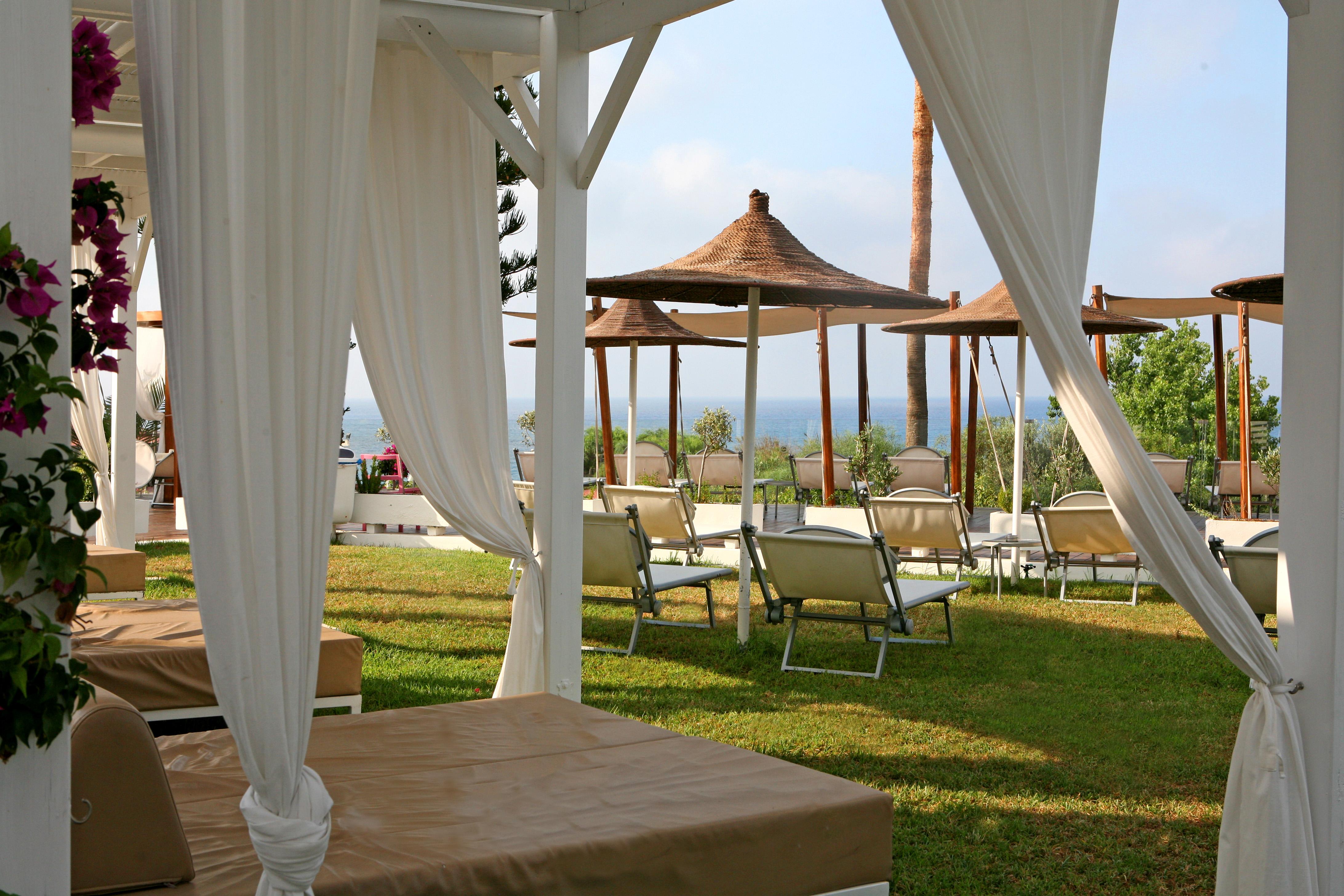 Napa Mermaid Hotel & Suites Айя Напа Екстериор снимка