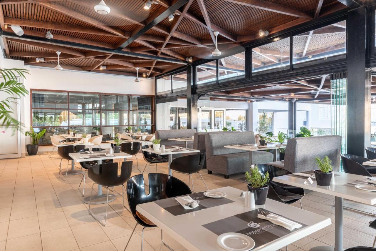 Napa Mermaid Hotel & Suites Айя Напа Екстериор снимка