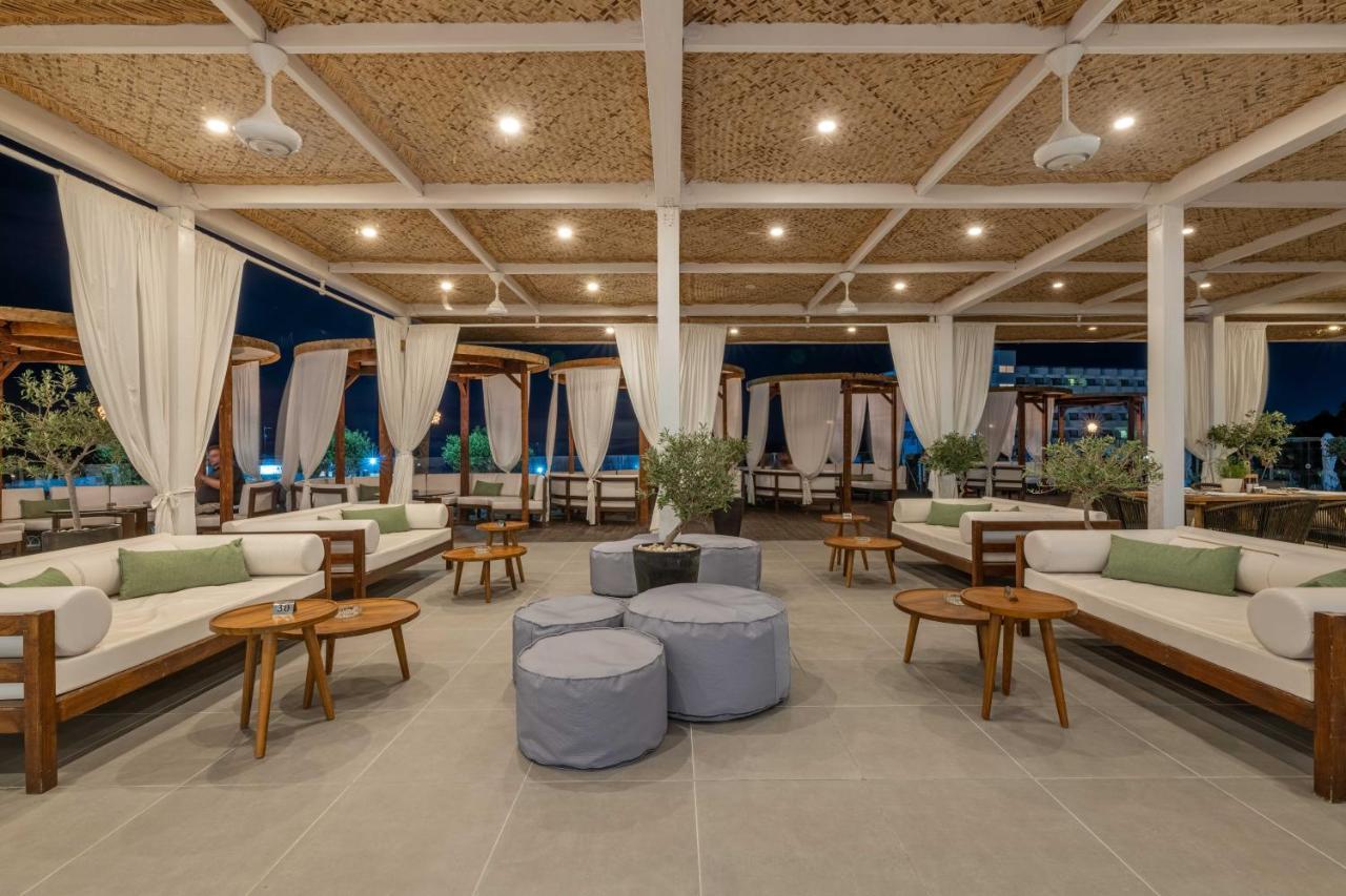 Napa Mermaid Hotel & Suites Айя Напа Екстериор снимка